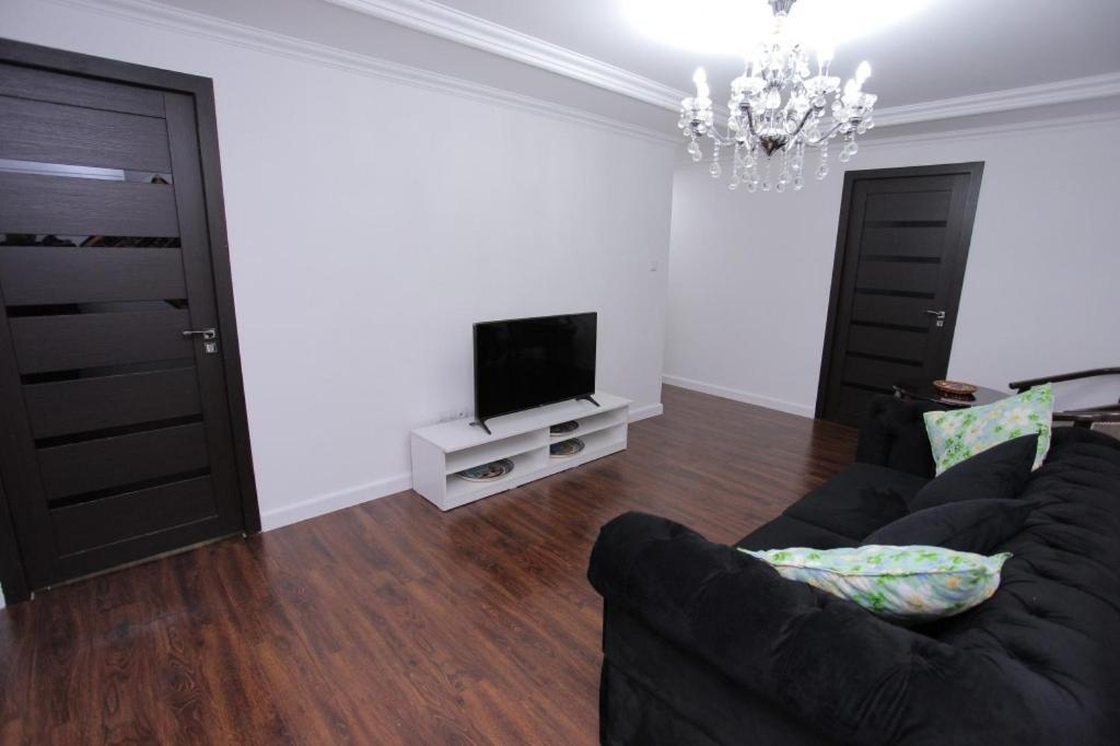 סמרקנד Overlooking Registan Square Luxury 2 Bedrooms Apartment מראה חיצוני תמונה